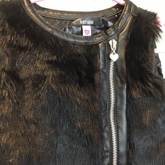 Kensie vest - Picture 2 of 4